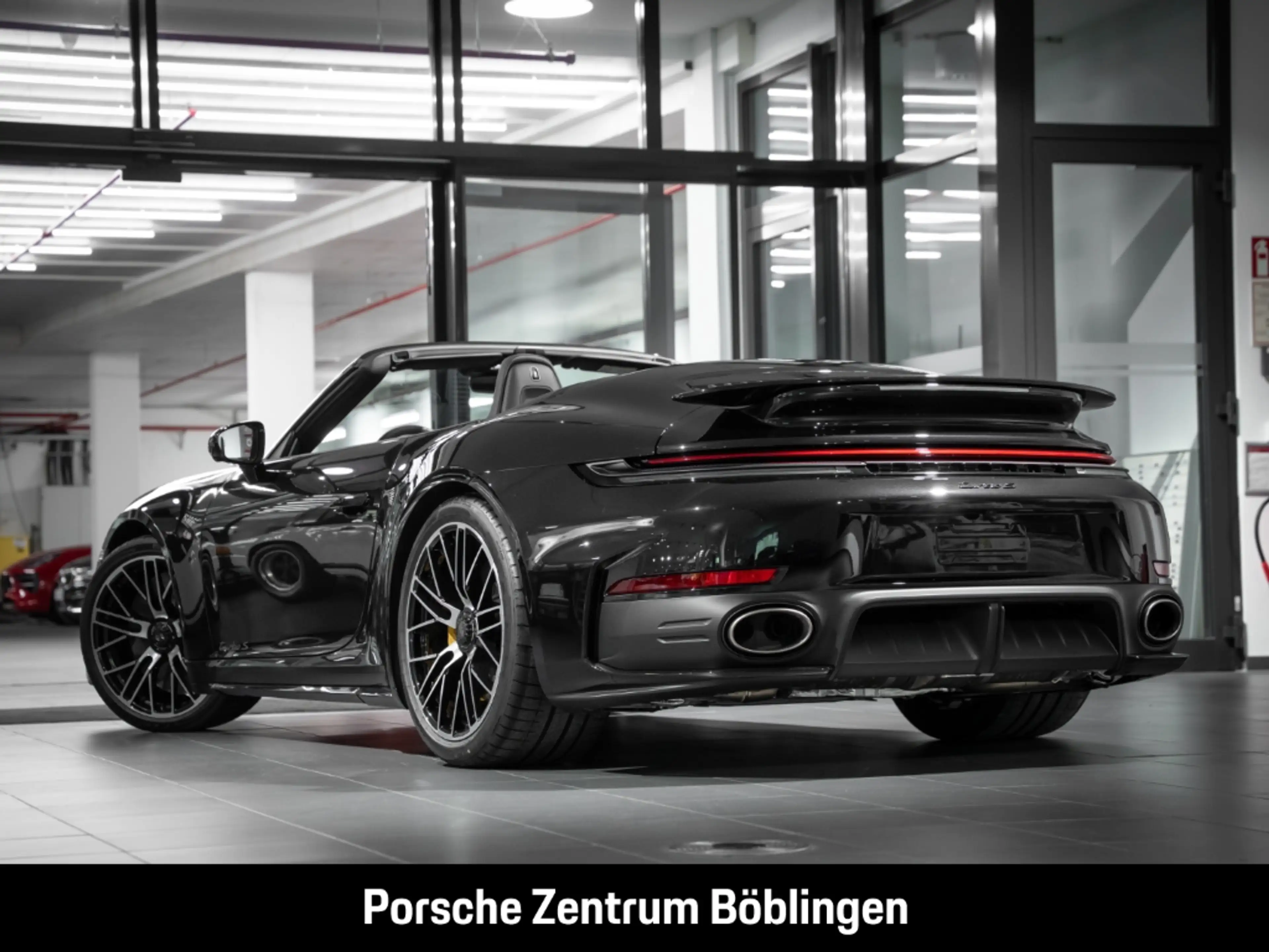 Porsche 992 911 Turbo S Cabriolet Burmester Clubleder — photo 3