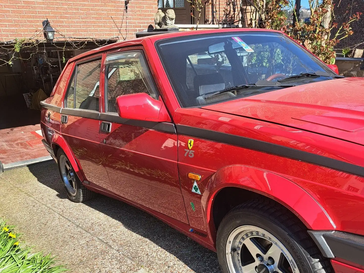 Alfa Romeo 75 Piros - 1