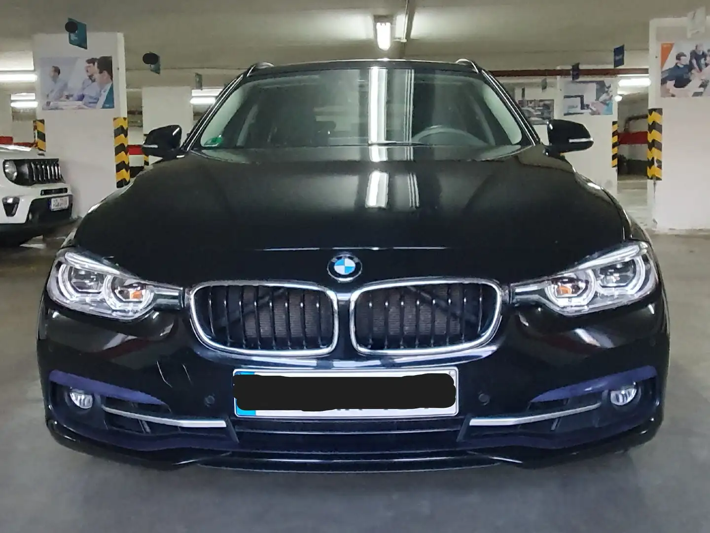 BMW 340 340i Touring xDrive Aut. Sport Line Černá - 2