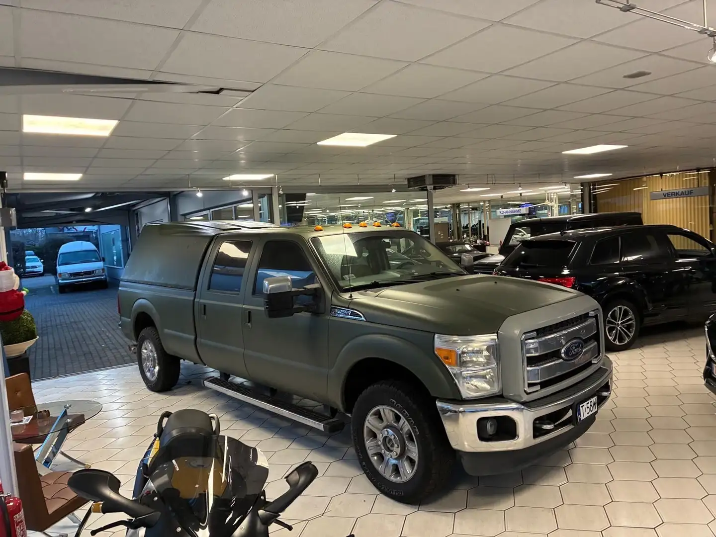 Ford F 250 6.7L V8 Diesel Super Duty 4X4 Vert - 2
