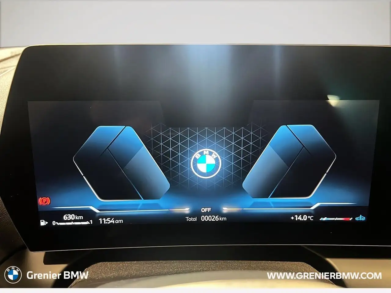 BMW 2 Series снимка BMW 2 Series