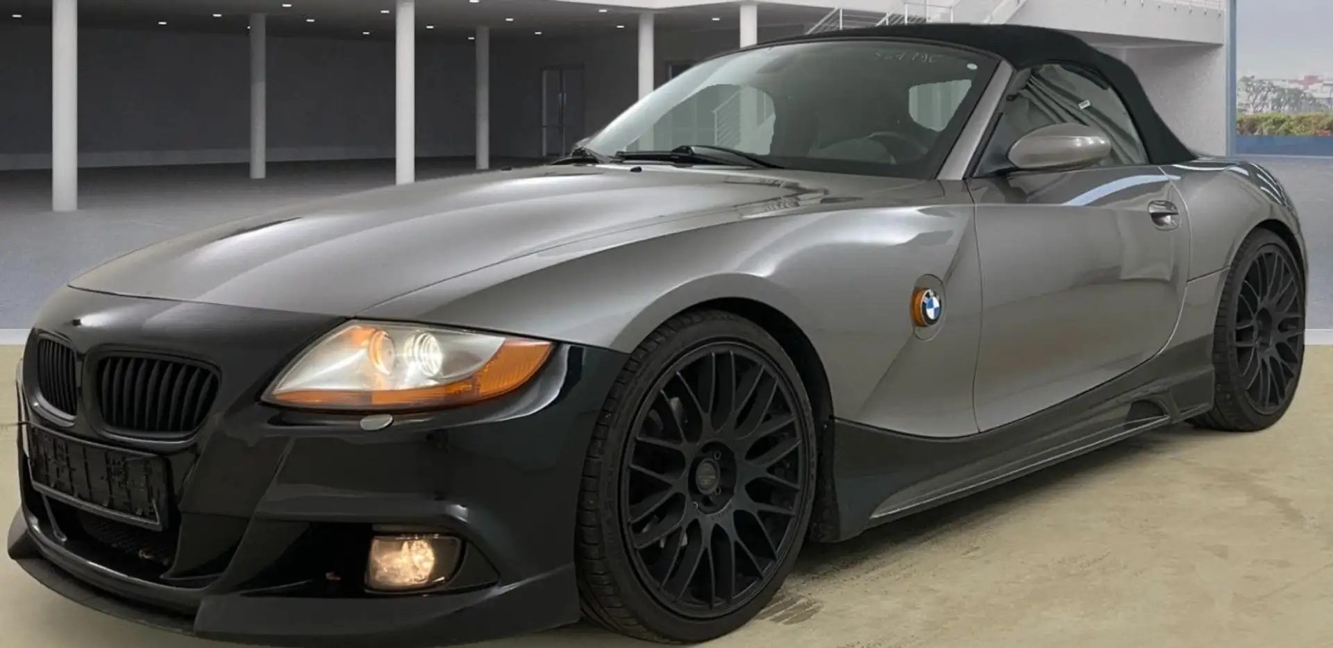 BMW Z4 Roadster 3.0i /RIEGER Bodykit/Scheckheftgepfl Grijs - 1
