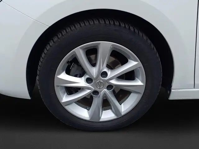 Opel Corsa view 8