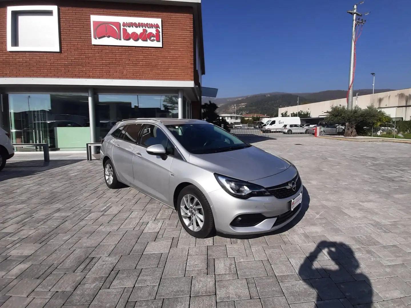 Opel Astra SPORTS TOURER 1.5 CDTI BUSINESS ELEGANCE Gris - 1