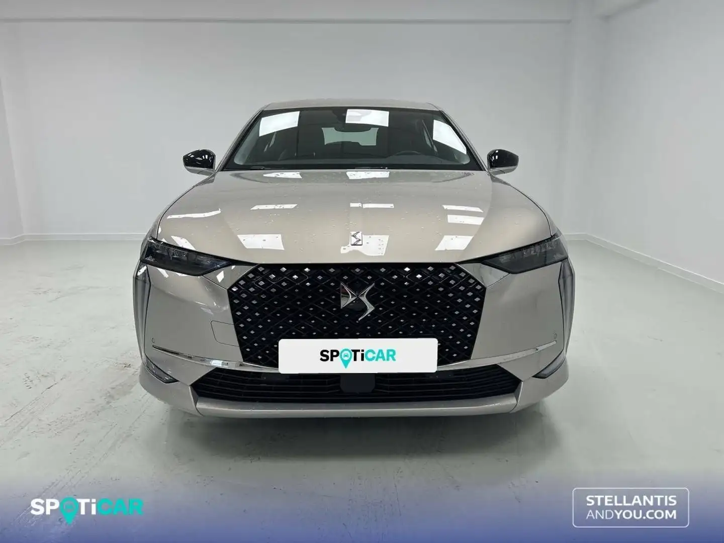 DS Automobiles DS 4 1.2 PureTech Bastille Aut. 130 Gris - 2