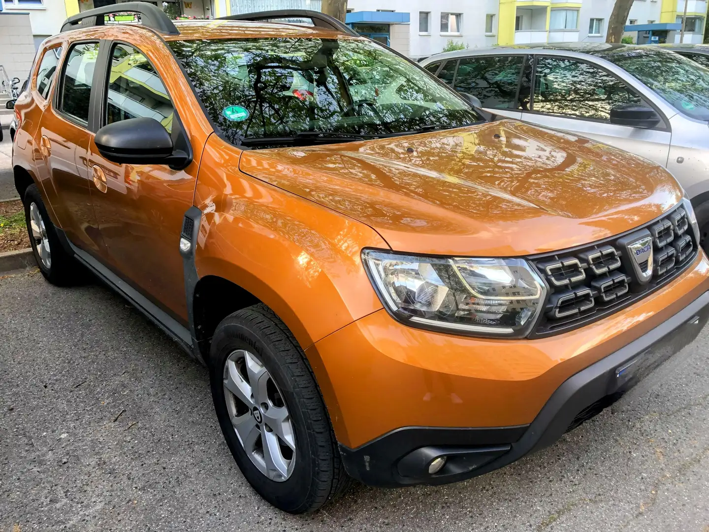 Dacia Duster Duster SCe 115 2WD LPG Prestige Золотистый - 1
