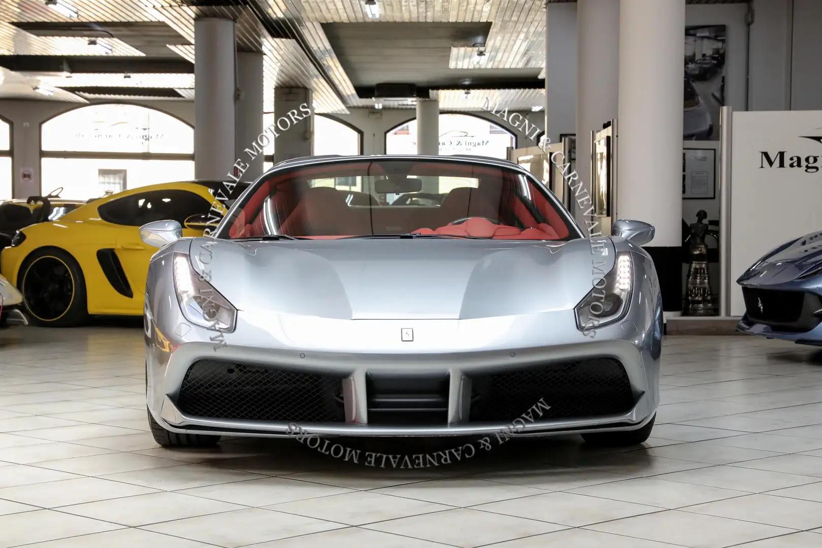 Ferrari 488 SPIDER|DAYTONA SEATS|CARBON+LEDS|CAMERA|SCUDETTI Grigio - 2