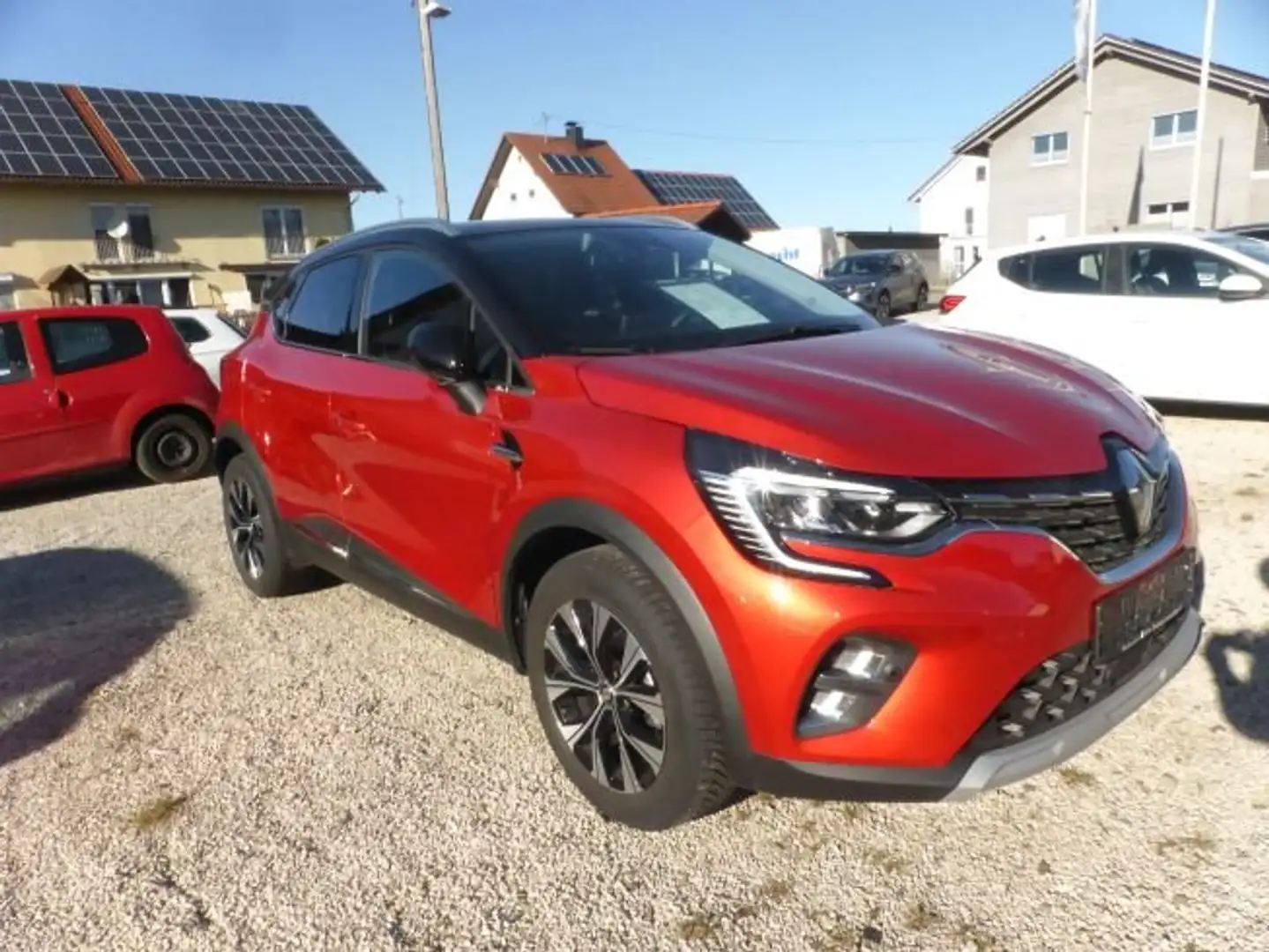 Renault Captur Techno Rot - 2