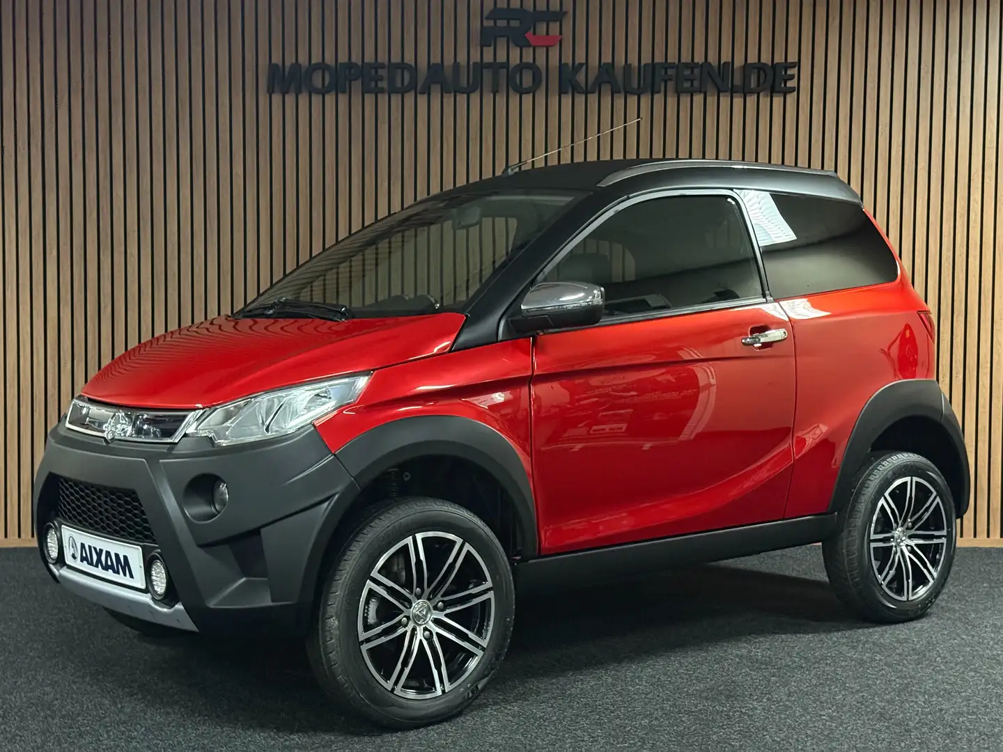 Aixam Crossover XXL Kofferraum / Rückfahrkamera / 8 PS Kubota - 1