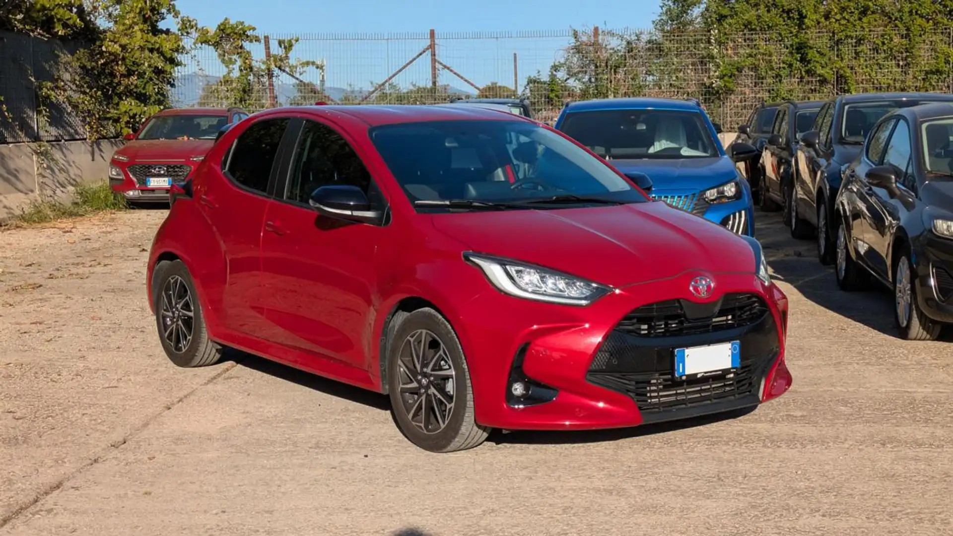 Toyota Yaris TREND 1.0cc 72cv SAFETYPACK CRUISE CONTROL TELECAM Rosso - 2