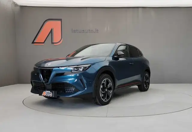 Alfa Romeo Junior 156CV BEV SPECIALE (PACK TECHNO)