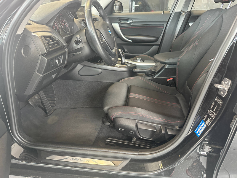 BMW 120 120 d Sport Line Automatik 5Türer — photo 10