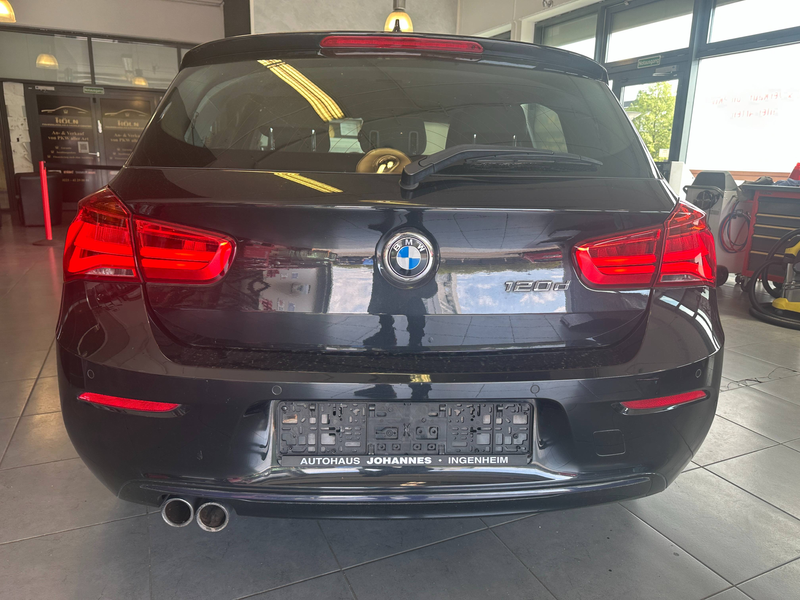 BMW 120 120 d Sport Line Automatik 5Türer — photo 4