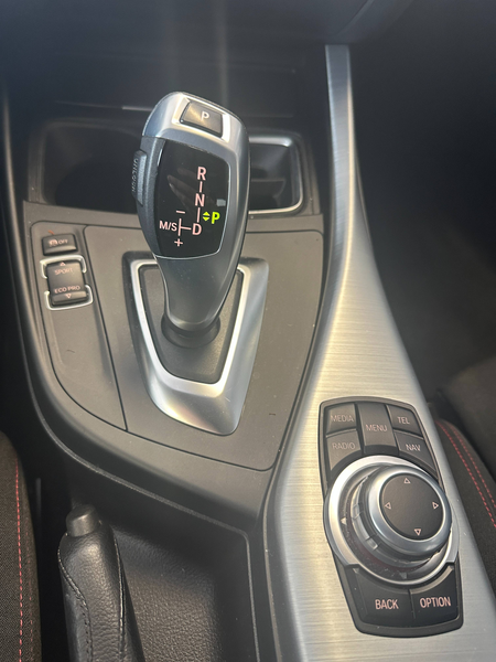 BMW 120 120 d Sport Line Automatik 5Türer — photo 13