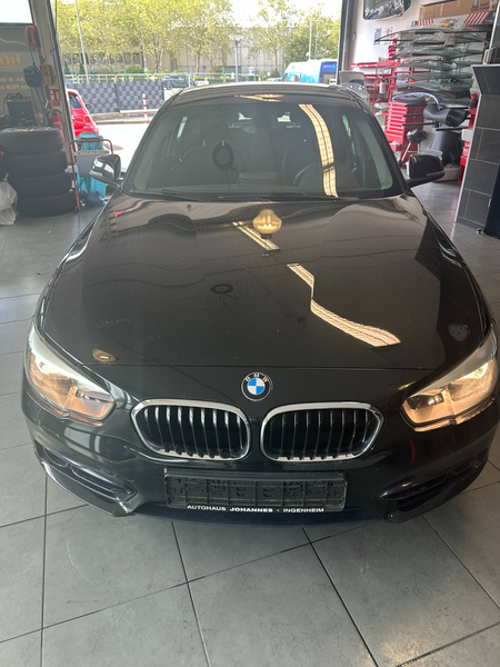 BMW 120 120 d Sport Line Automatik 5Türer — photo 7