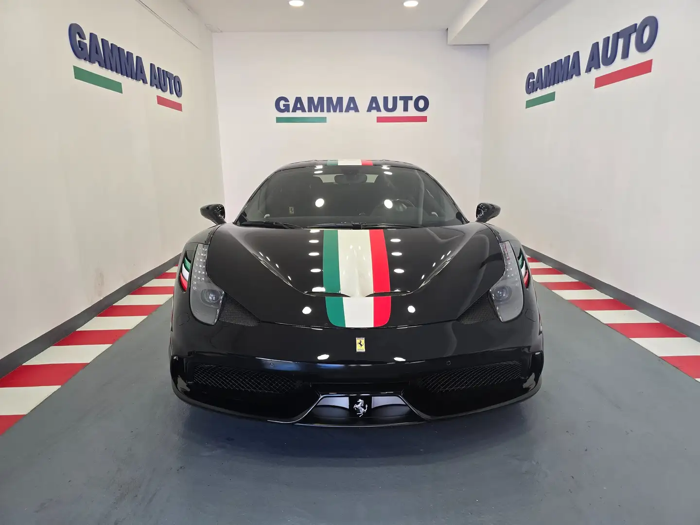 Ferrari 458 SPECIALE TRICOLORE A BANDIERA KM 29.700 LIFT IVA Nero - 1