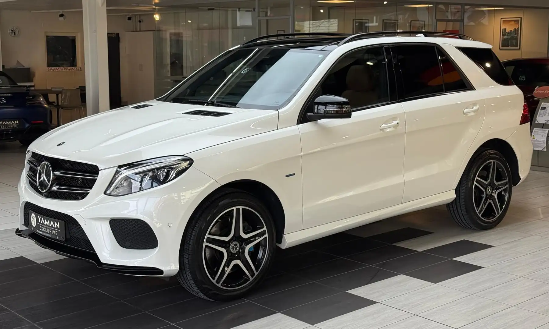 Mercedes-Benz GLE 500 e 4Matic*Pano*360°*AHK*H&K*Distronic* Alb - 2