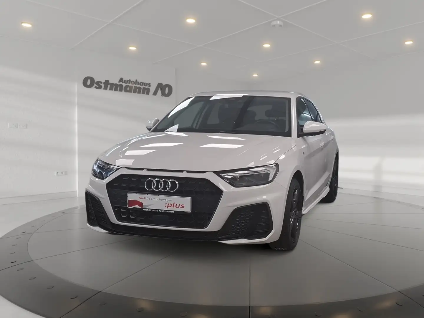 Audi A1 Sportback 25 TFSI S-Line PDC SHZ 17'' Weiß - 2