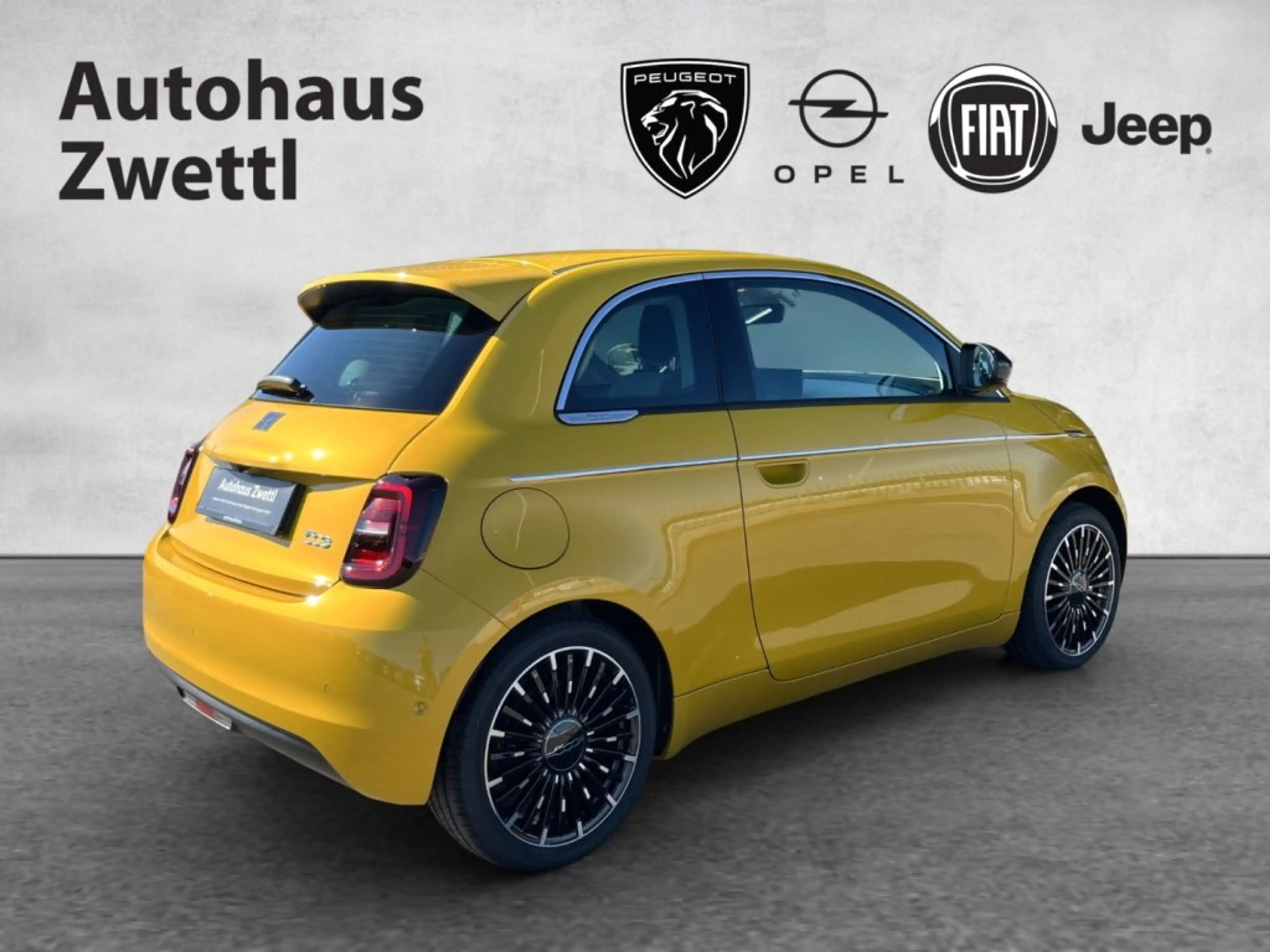Fiat 500 Hatchback La Prima Elektro 118 42 kWh — photo 6