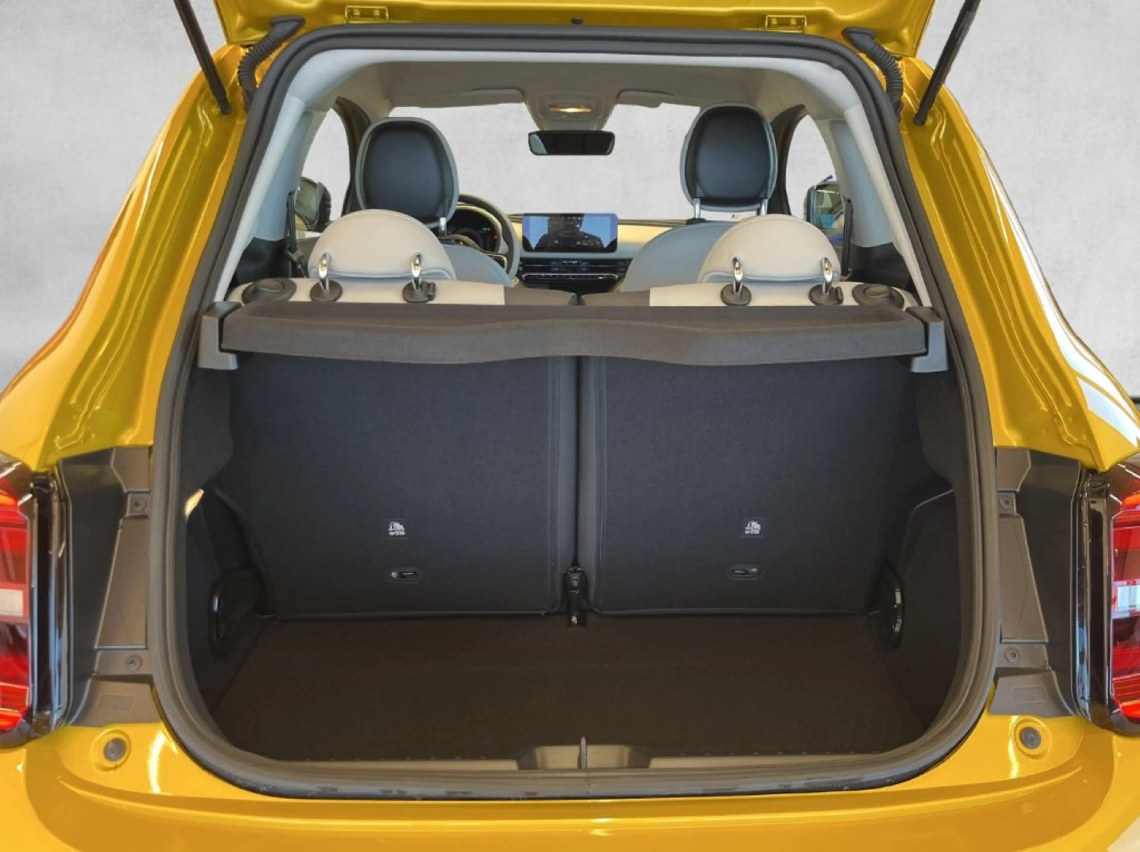 Fiat 500 Hatchback La Prima Elektro 118 42 kWh — photo 18