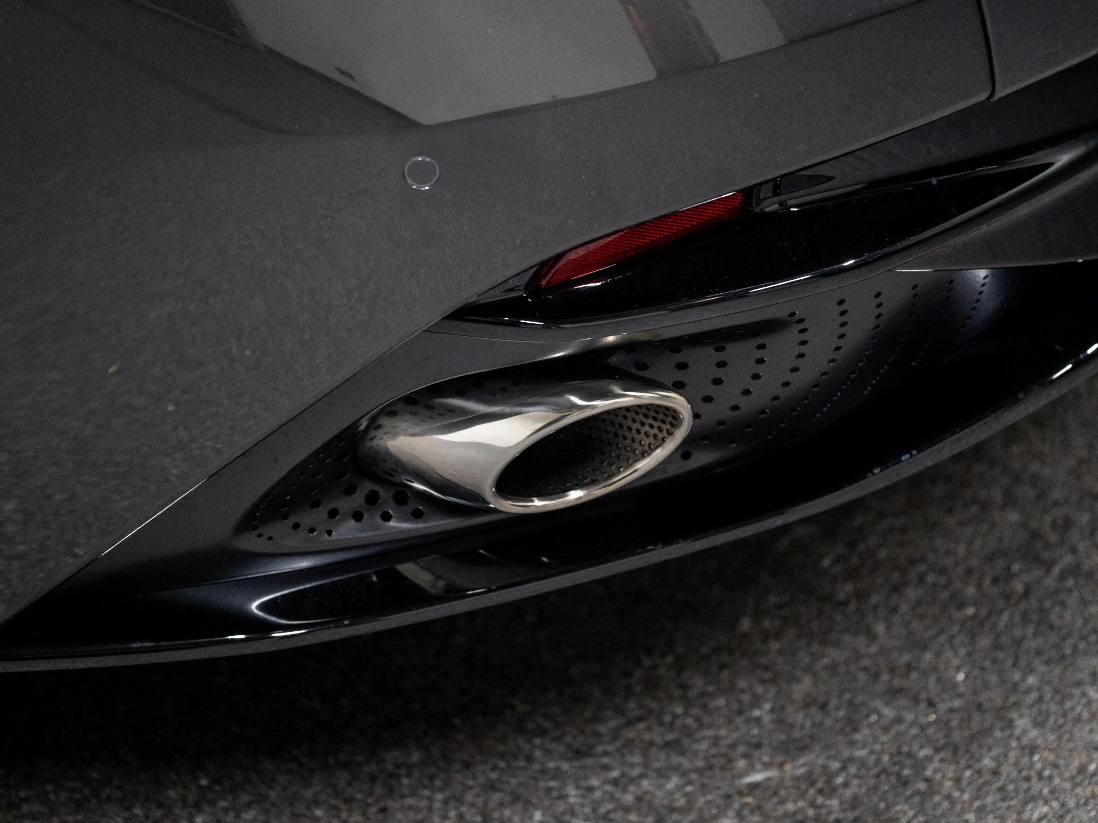 Aston Martin DB11 4.0 V8 | 9.564 km | ONDERHOUD | B&O |  360° | Memo — photo 10