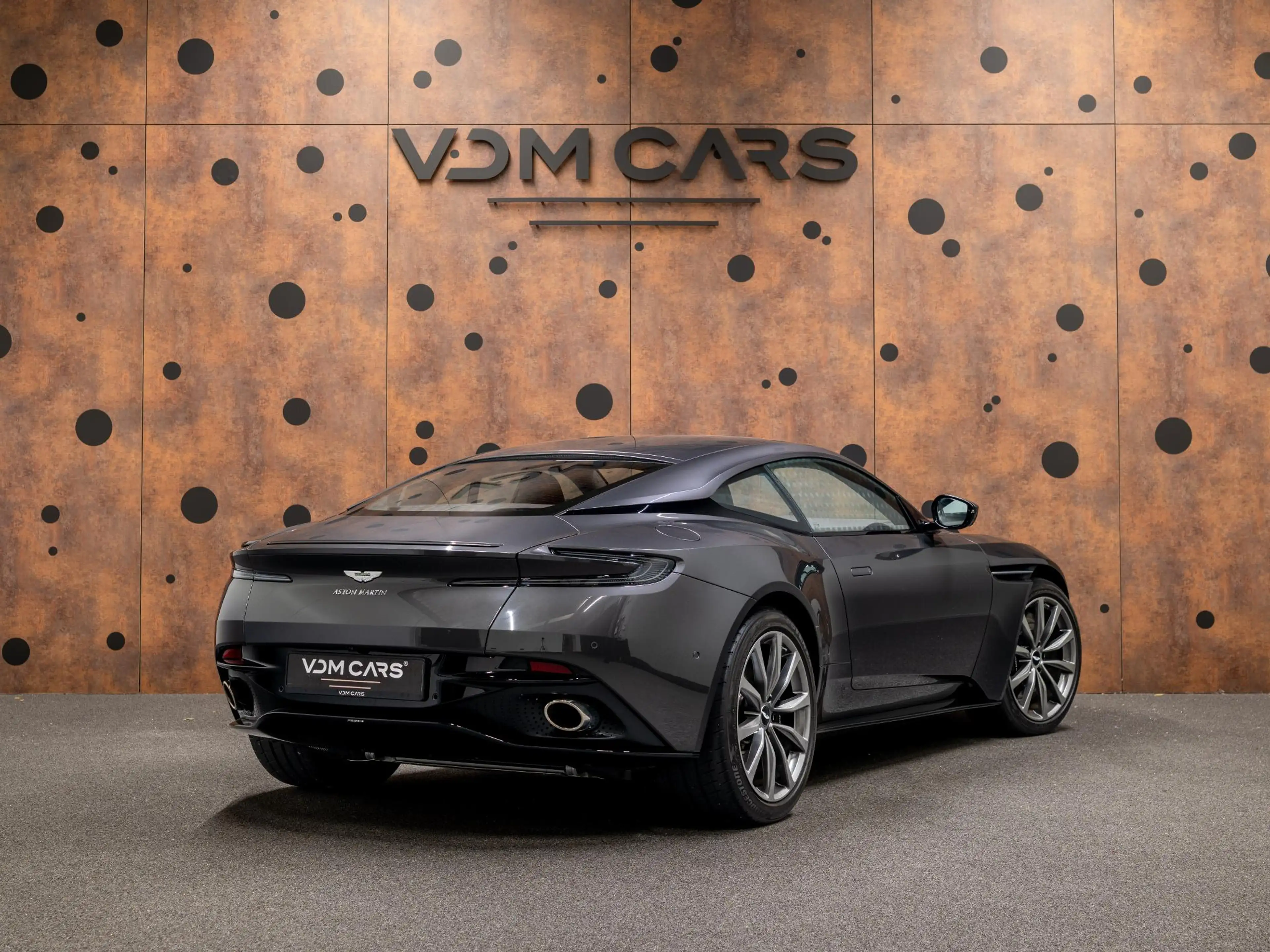 Aston Martin DB11 4.0 V8 | 9.564 km | ONDERHOUD | B&O |  360° | Memo — photo 5