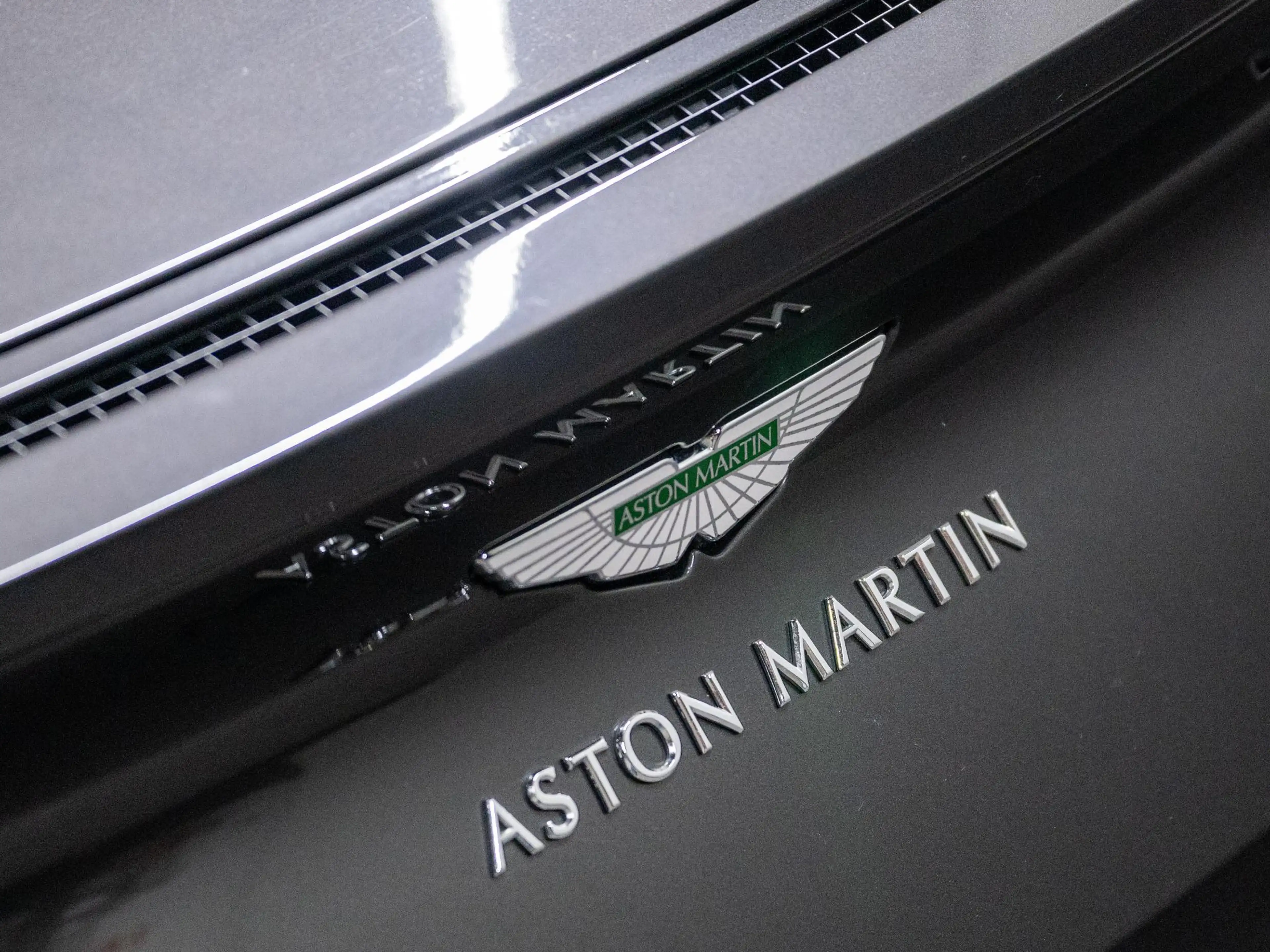 Aston Martin DB11 4.0 V8 | 9.564 km | ONDERHOUD | B&O |  360° | Memo — photo 9