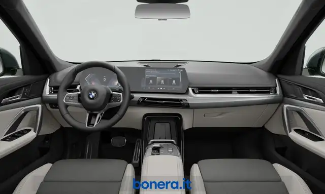 BMW X1 view 4