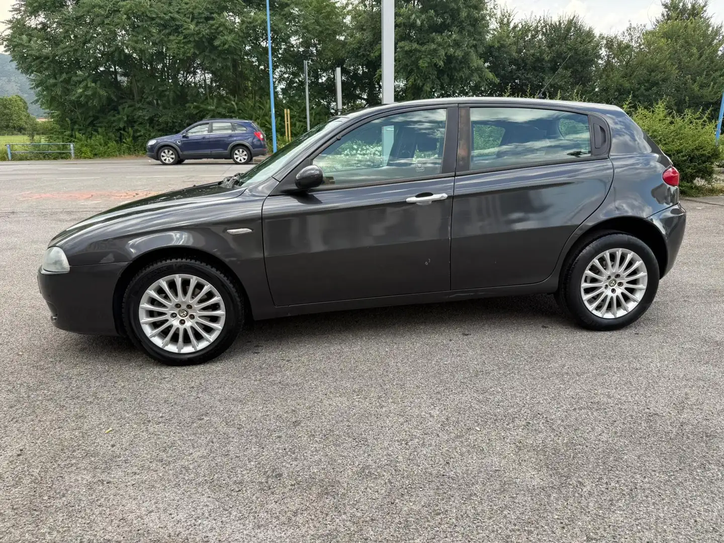 Alfa Romeo 147 3p 1.6 ts 16v BlackLine 105cv - 2