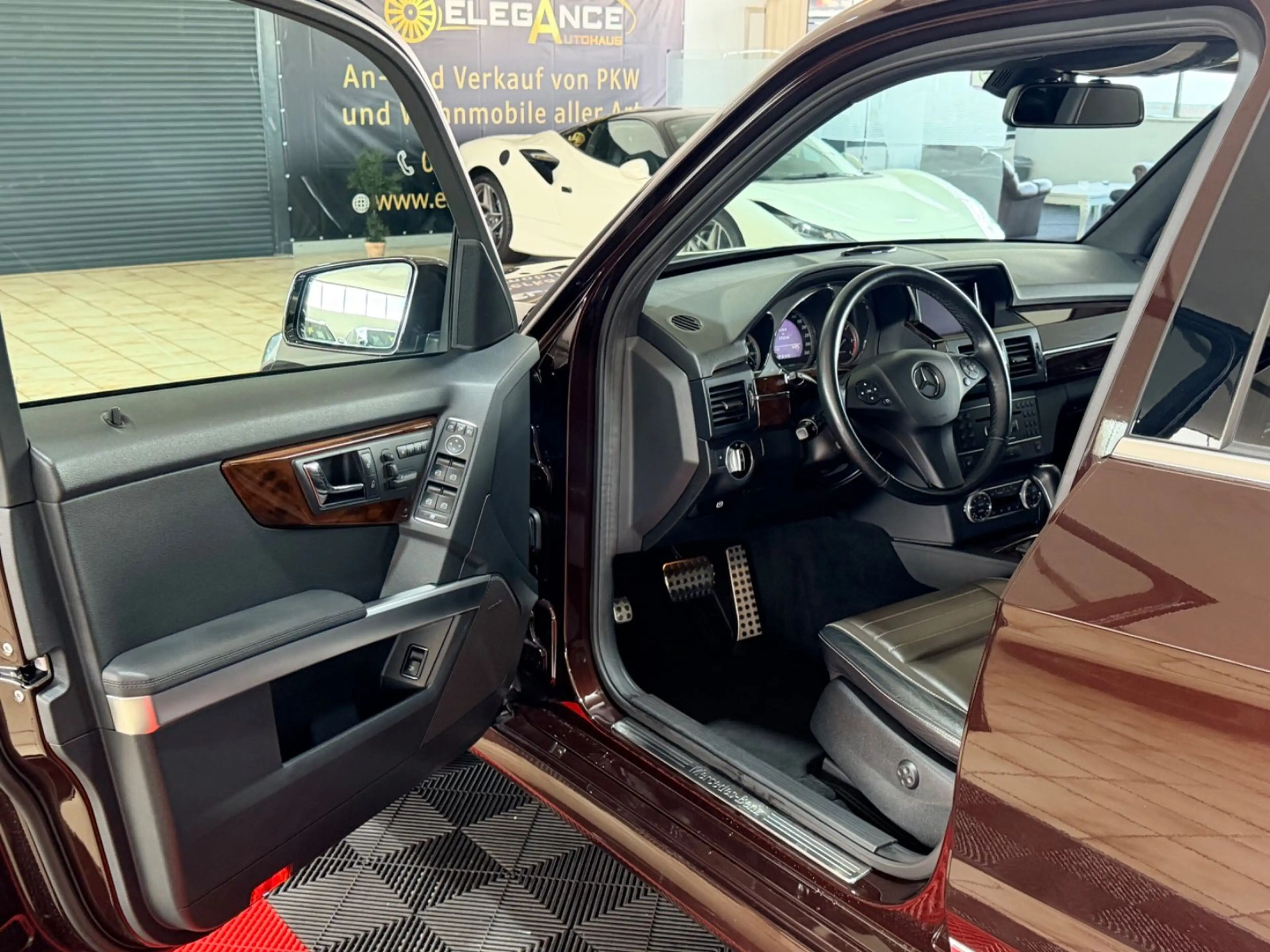 Mercedes-Benz GLK 350 CDI 4Matic*PANO*DESIGNO*MEMORY-SITZ* — photo 9