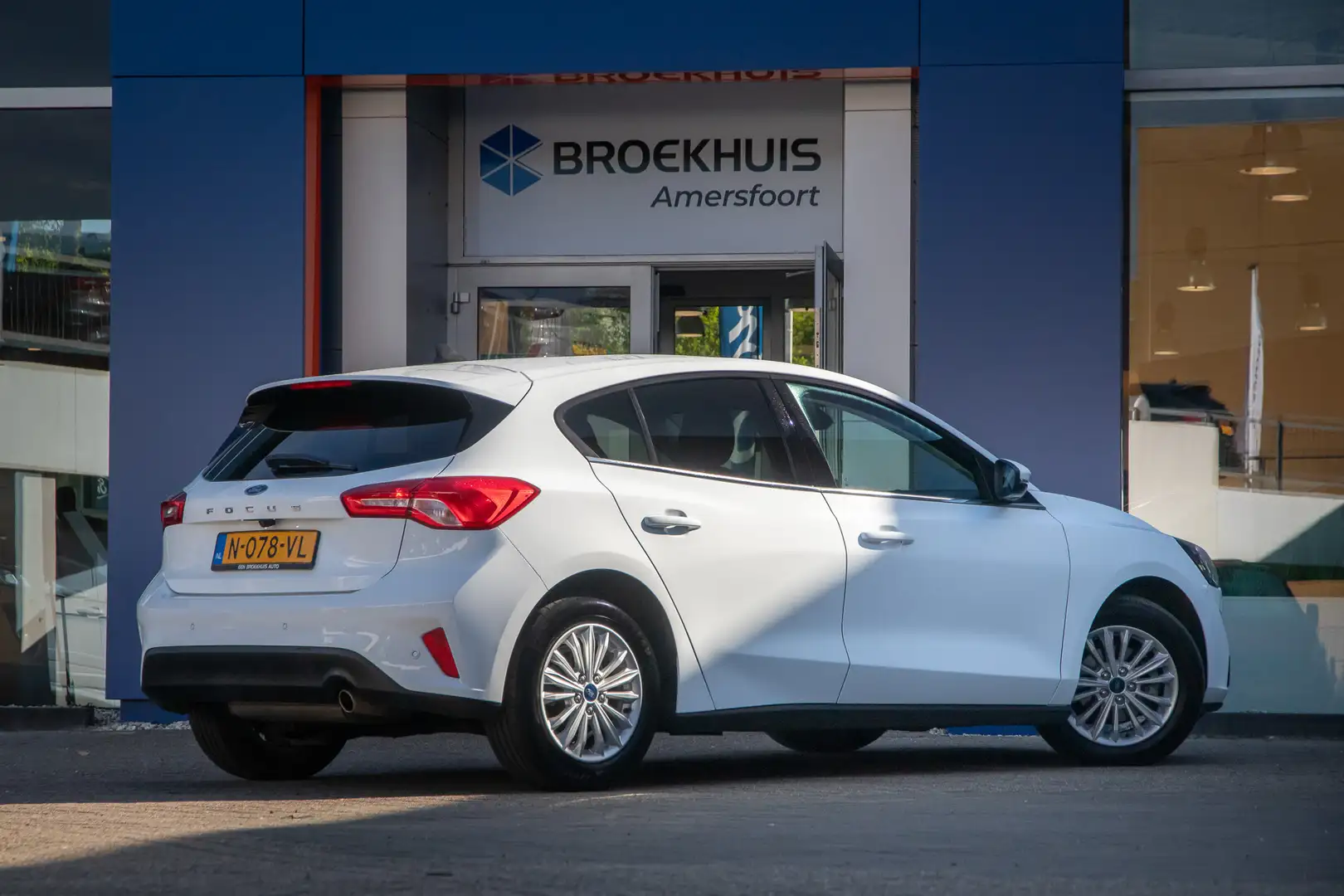 Ford Focus 1.0 EcoBoost Titanium X Business Wit - 2