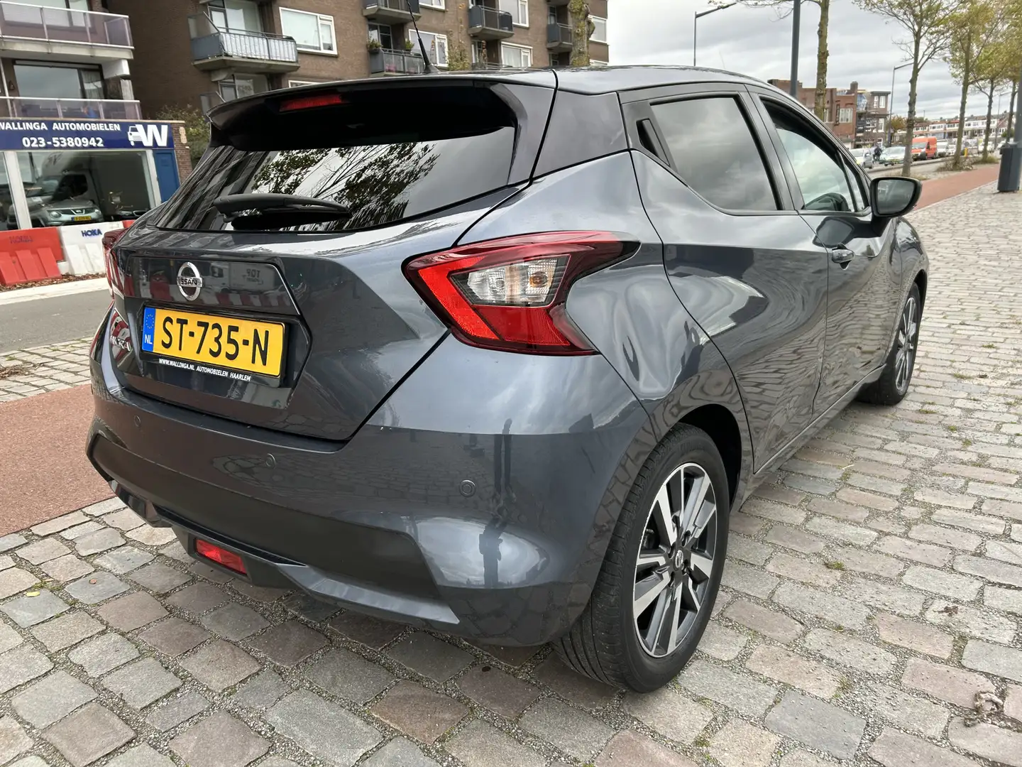 Nissan Micra 0.9 IG-T N-Connecta airco/ecc navi/camera apk Grijs - 2