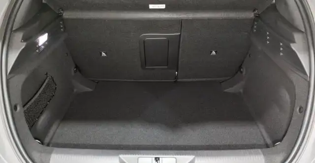 Peugeot 308 view 8
