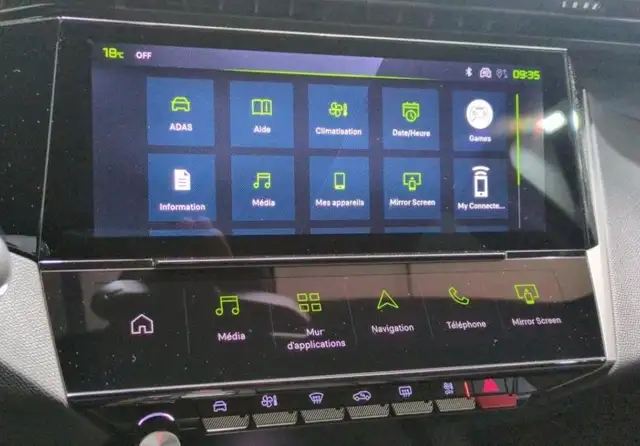 Peugeot 308 view 7