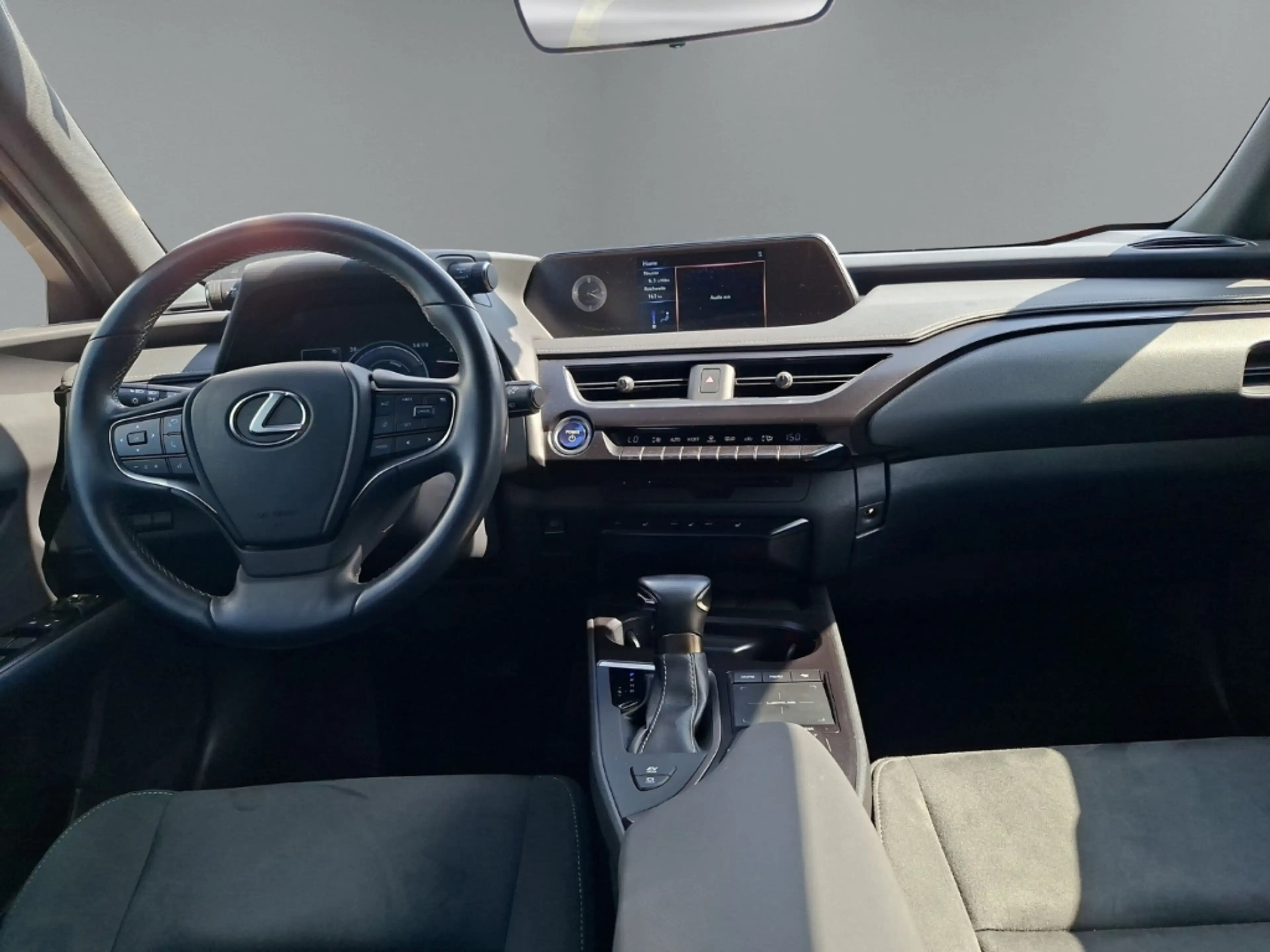 Lexus UX 250h LED ACC Apple CarPlay Android Auto Fahrerprofil Mu — photo 13