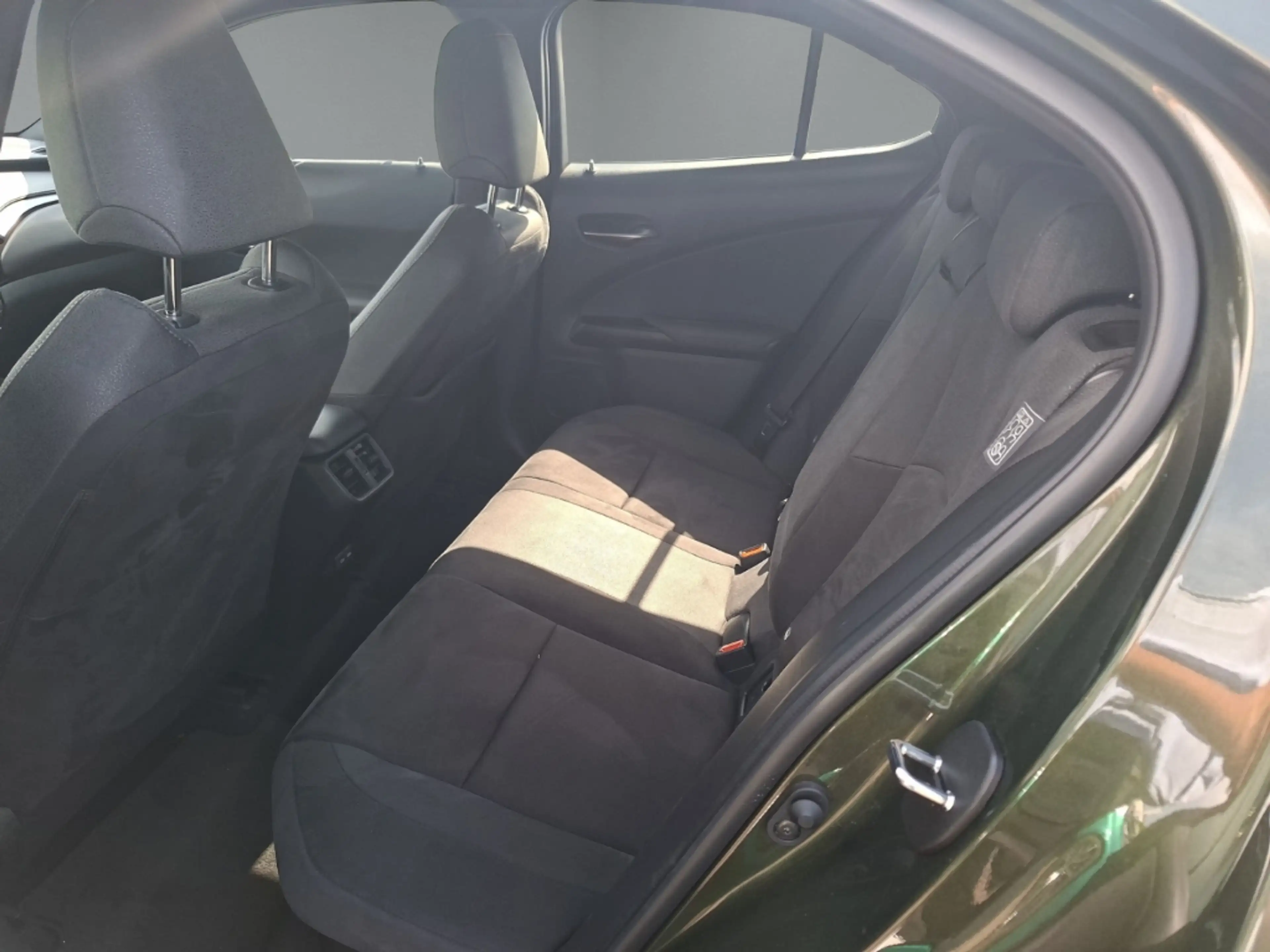 Lexus UX 250h LED ACC Apple CarPlay Android Auto Fahrerprofil Mu — photo 11