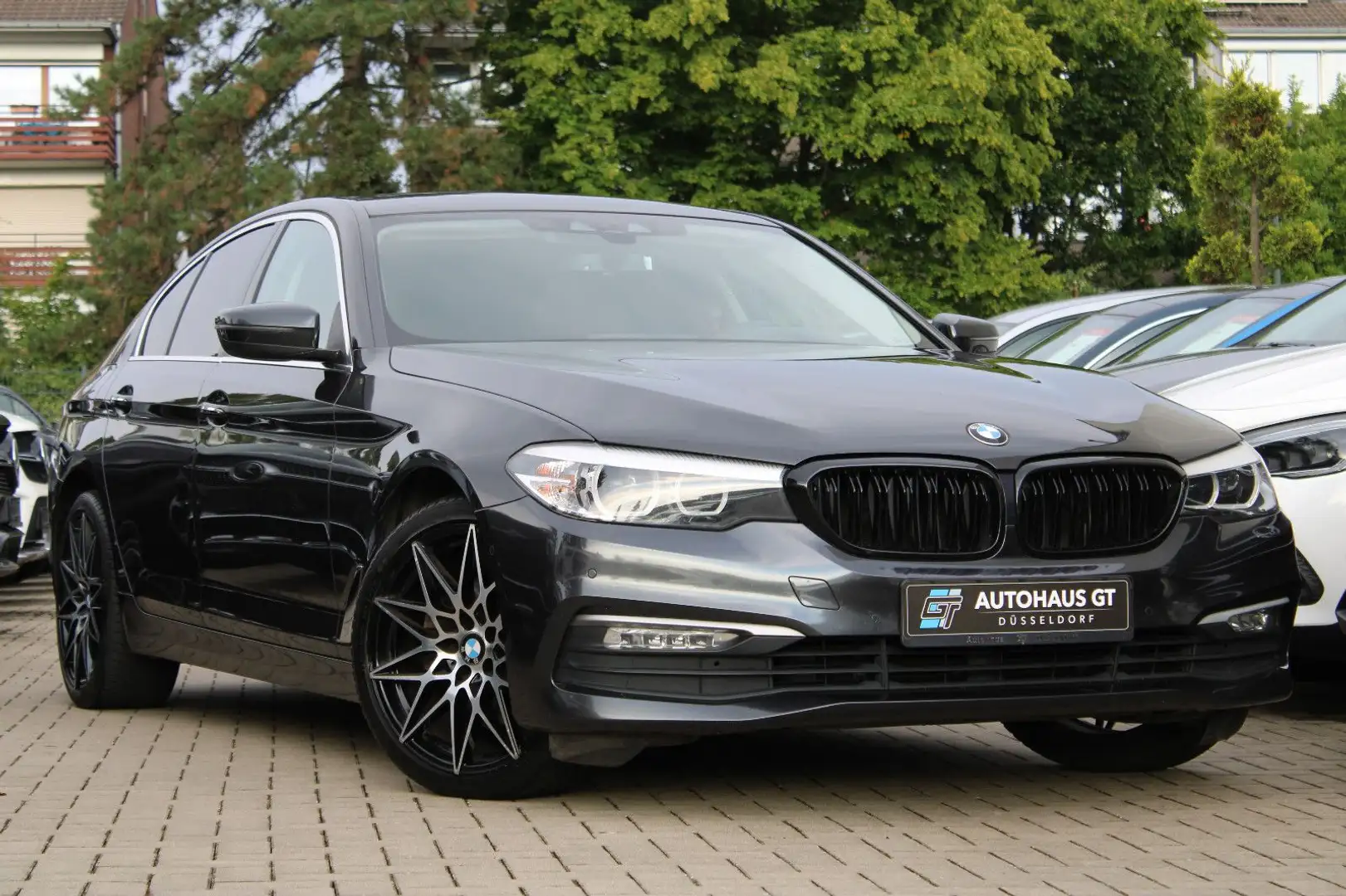 BMW 520 d/HuD/Navi/Kamera/Klima/Leder/ Gris - 1