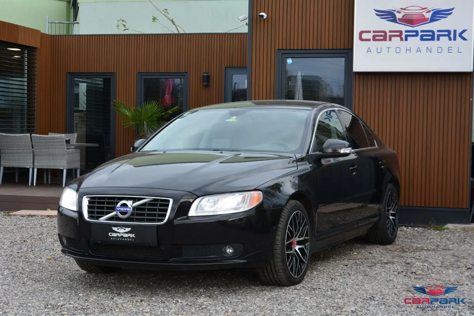 Volvo S80 D3 Kinetic Geartronic Schwarz - 2