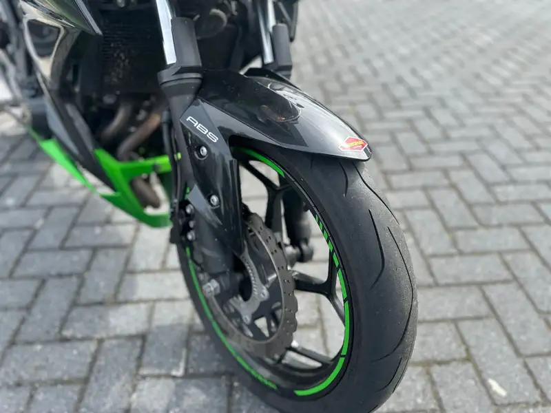 Kawasaki Z300 - foto 7