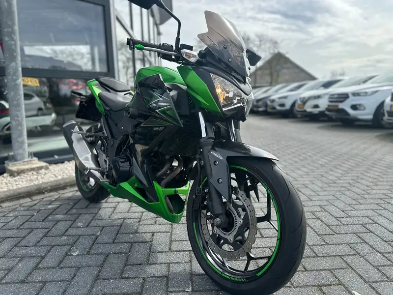 Kawasaki Z300 - foto 6