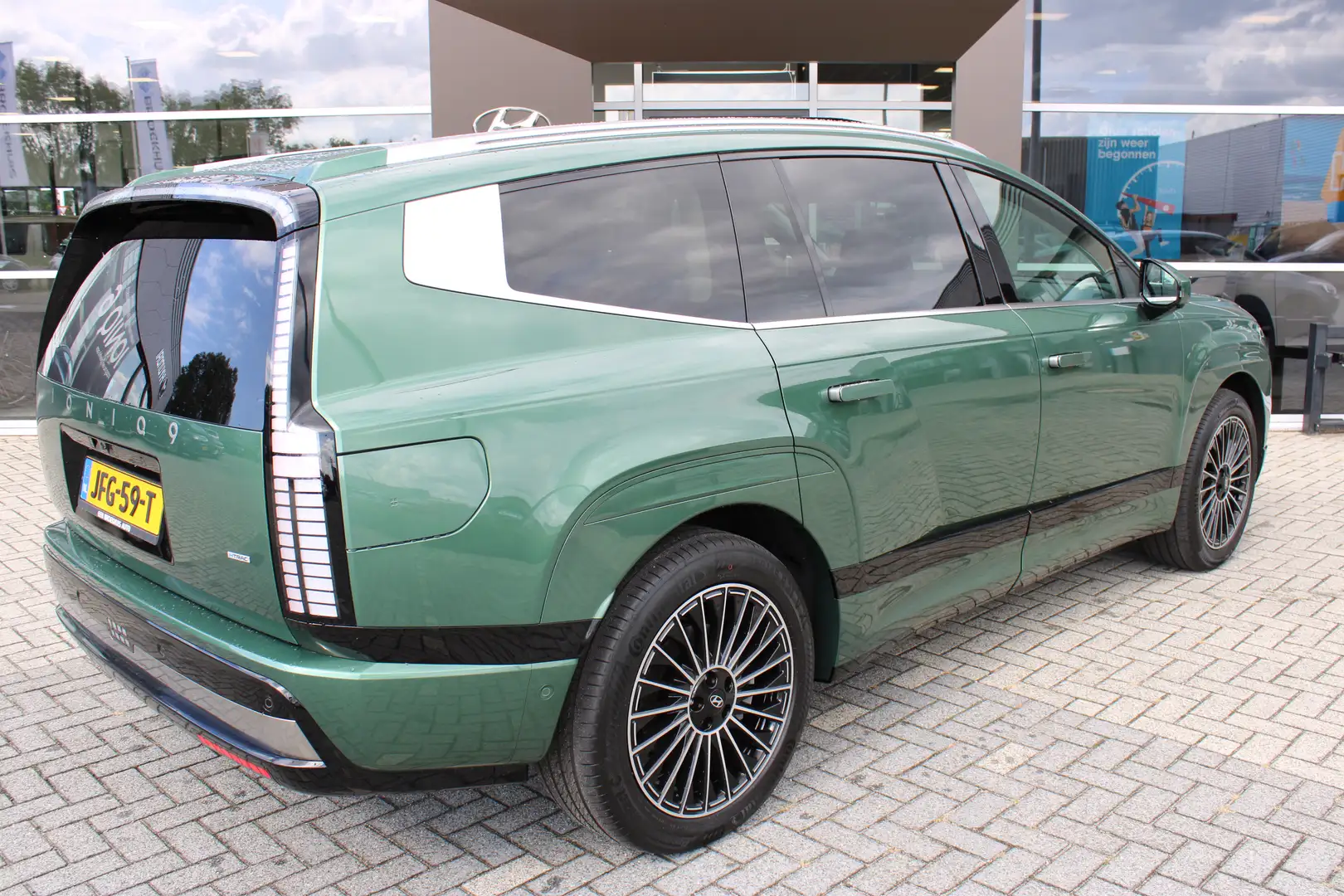 Hyundai IONIQ 9 Lounge AWD+ 7p. 110.3 kWh | 21-inch lichtmetalen v Zelená - 2