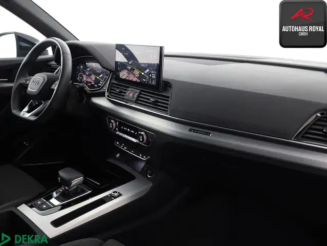 Audi Q5 view 11