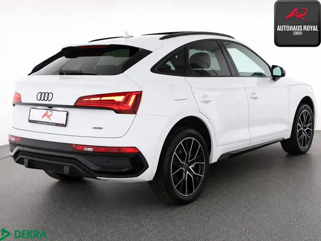 Audi Q5 view 5