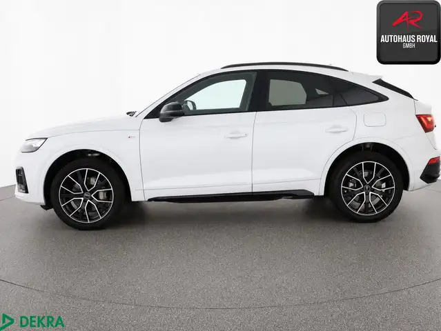 Audi Q5 view 2