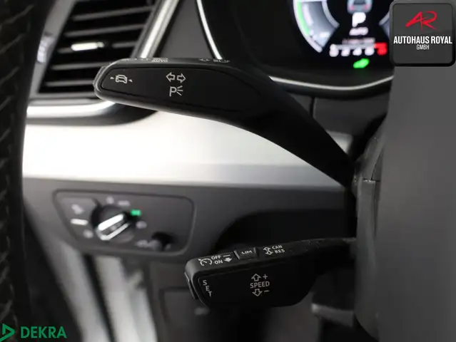 Audi Q5 view 15