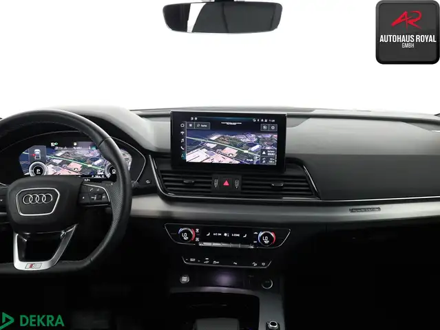 Audi Q5 view 9