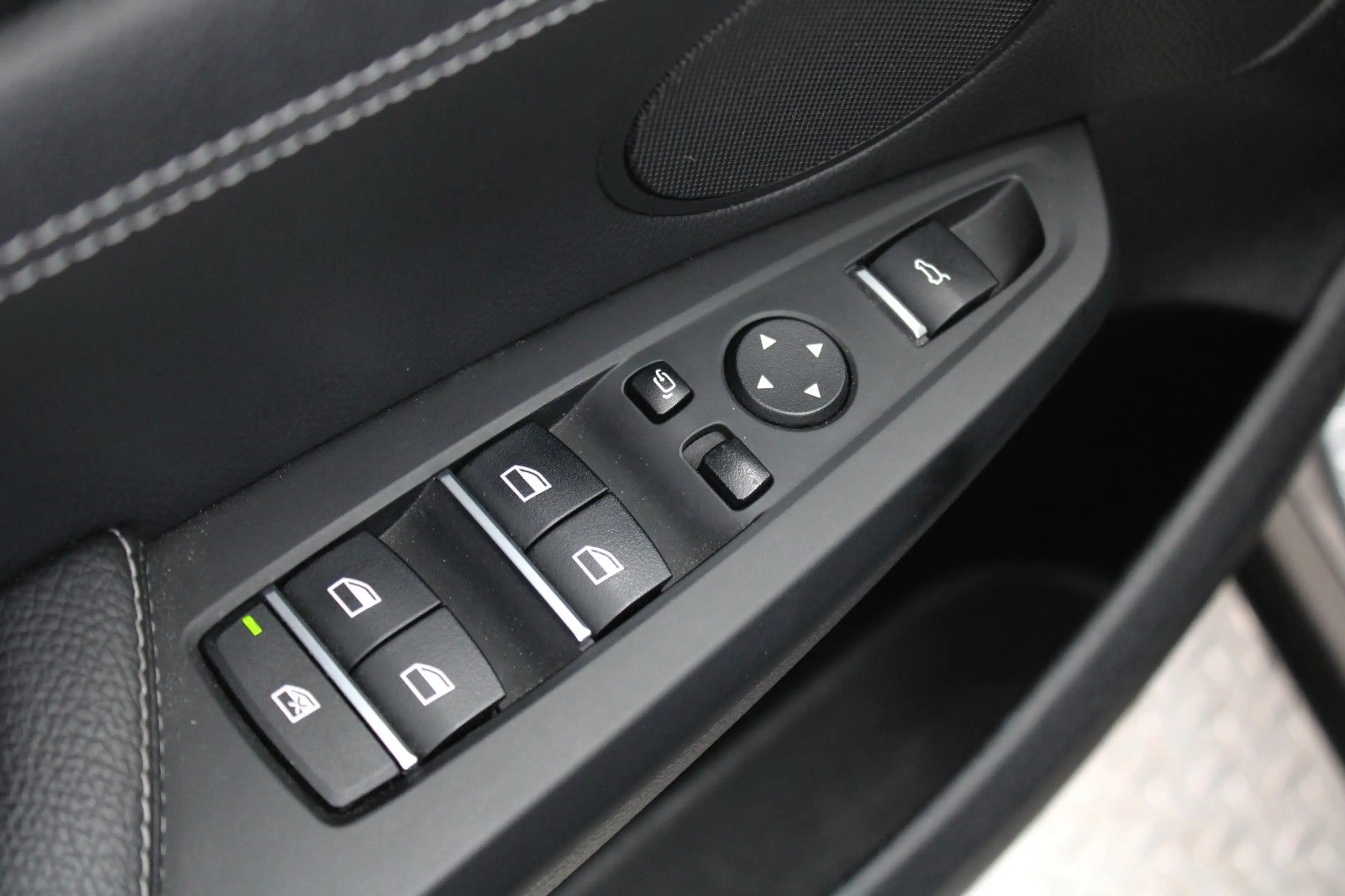 BMW X3 xDrive 20 d*Automatik*Kamera*Scheckheft* — photo 6