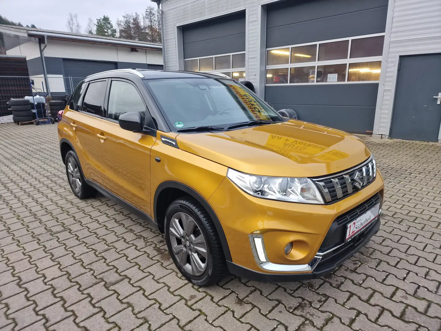 Suzuki Vitara Allgrip/Allrad/Automatik Comfort Kamera-Shzg-Alu Gold - 1