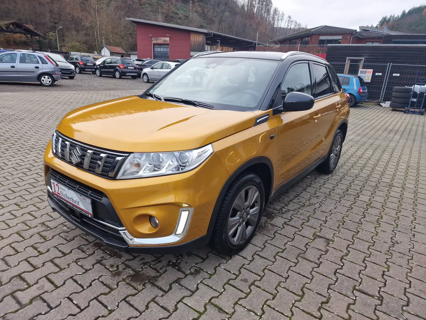 Suzuki Vitara Allgrip/Allrad/Automatik Comfort Kamera-Shzg-Alu Gold - 2