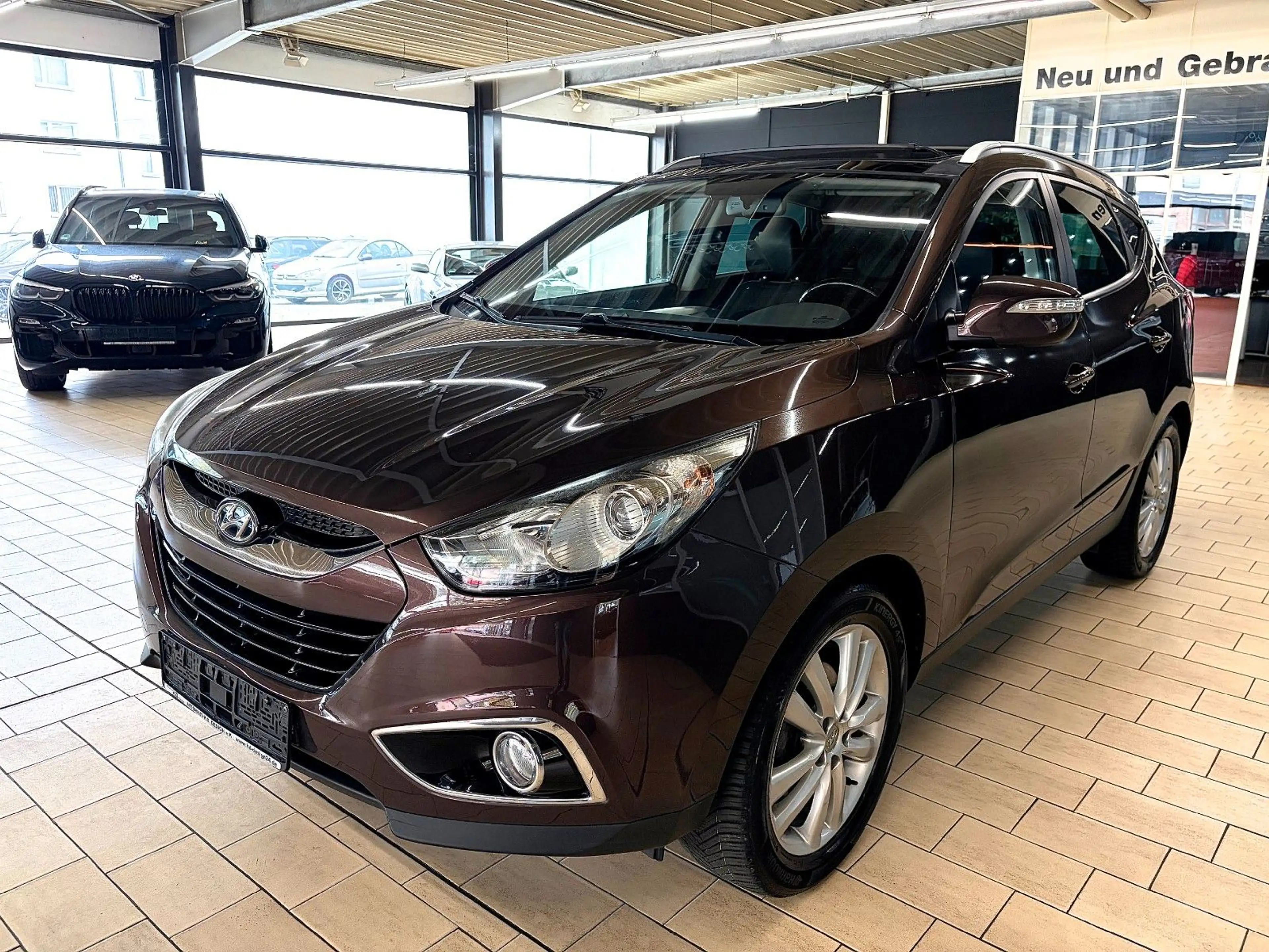 Hyundai iX35 PREMIUM AWD *AUTOM+NAVI+PANO+LEDER+18'ALU* — photo 4